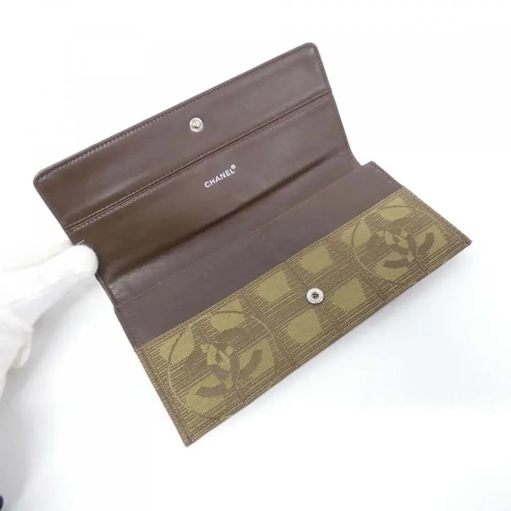 CHANEL Green Wallet